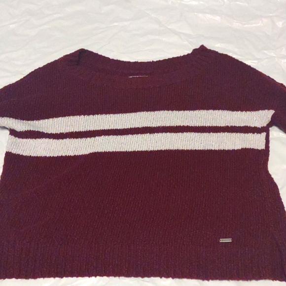 Hollister XS Striped Maroon Sweater - Picture 5 of 5